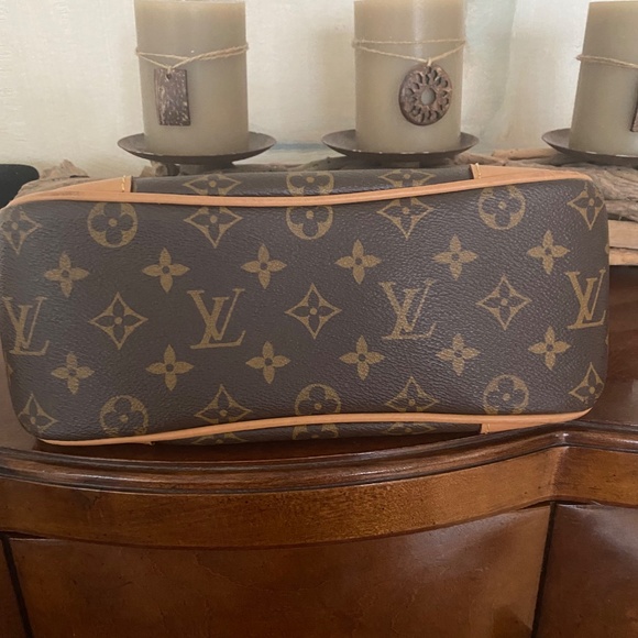 Louis Vuitton Boulougne - Picture 5 of 7